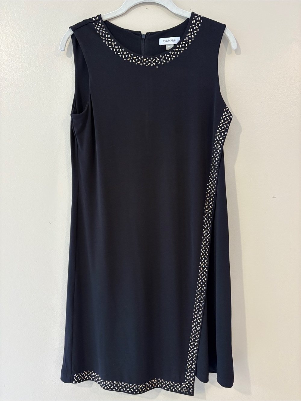 Calvin Klein Size 4 Black Rhinestone Embellished Sleeveless Shift Dress